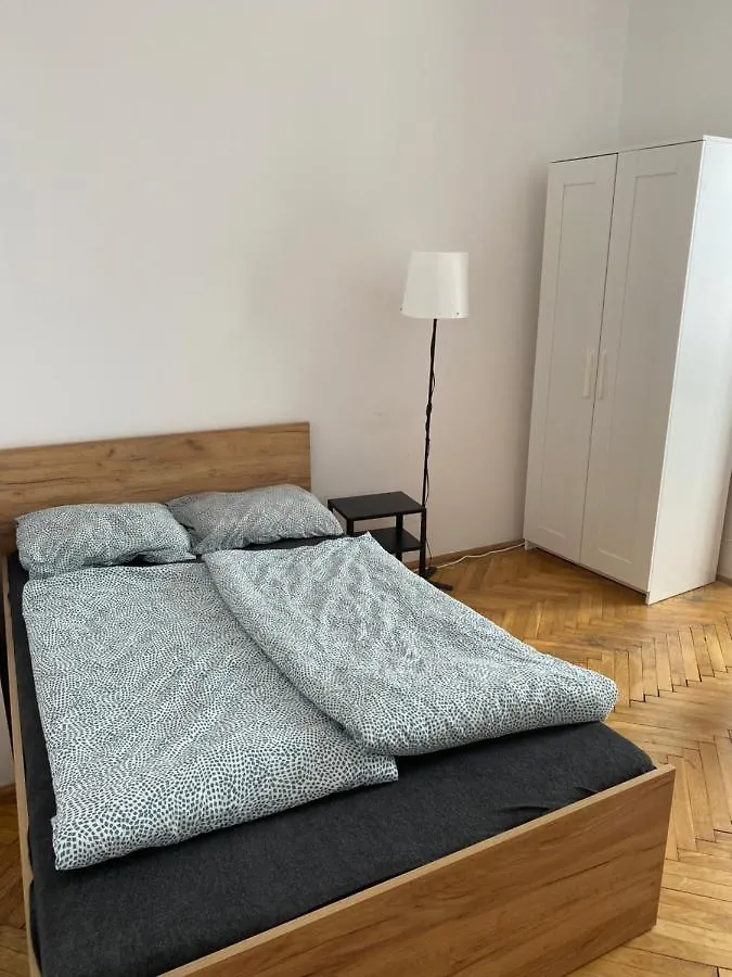 Amazing View Rooms In Old Town Krakow Apartment